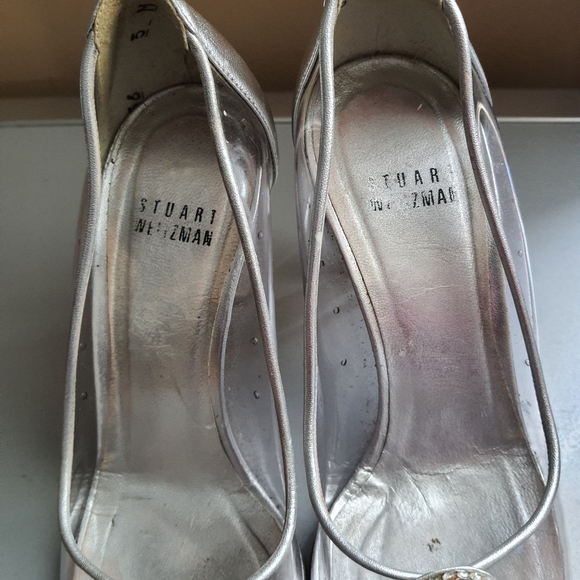 Stuart Weitzman Peeptoe Shoes - Picture 5 of 6